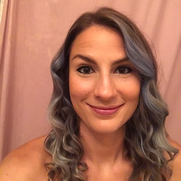 danaraykovich